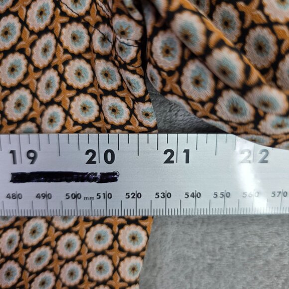 Womens Ann Taylor Loft Geometric Print Blouse Button Down 100% Polyester Size M - Picture 5 of 7